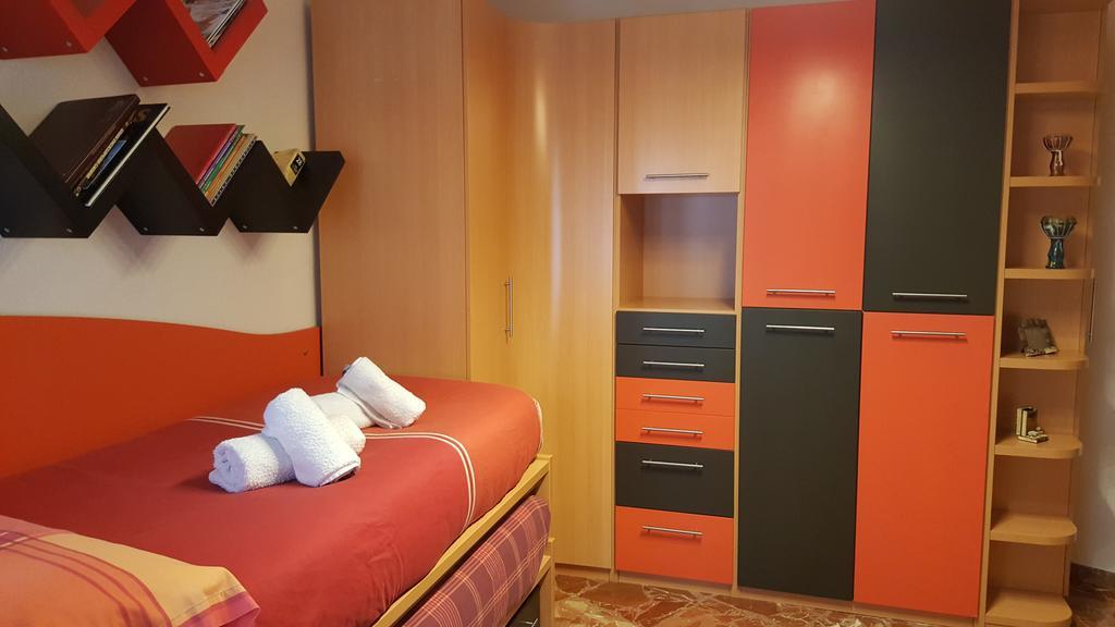 Eduardo Lucena 5, Mezquita Appartement Córdoba Buitenkant foto