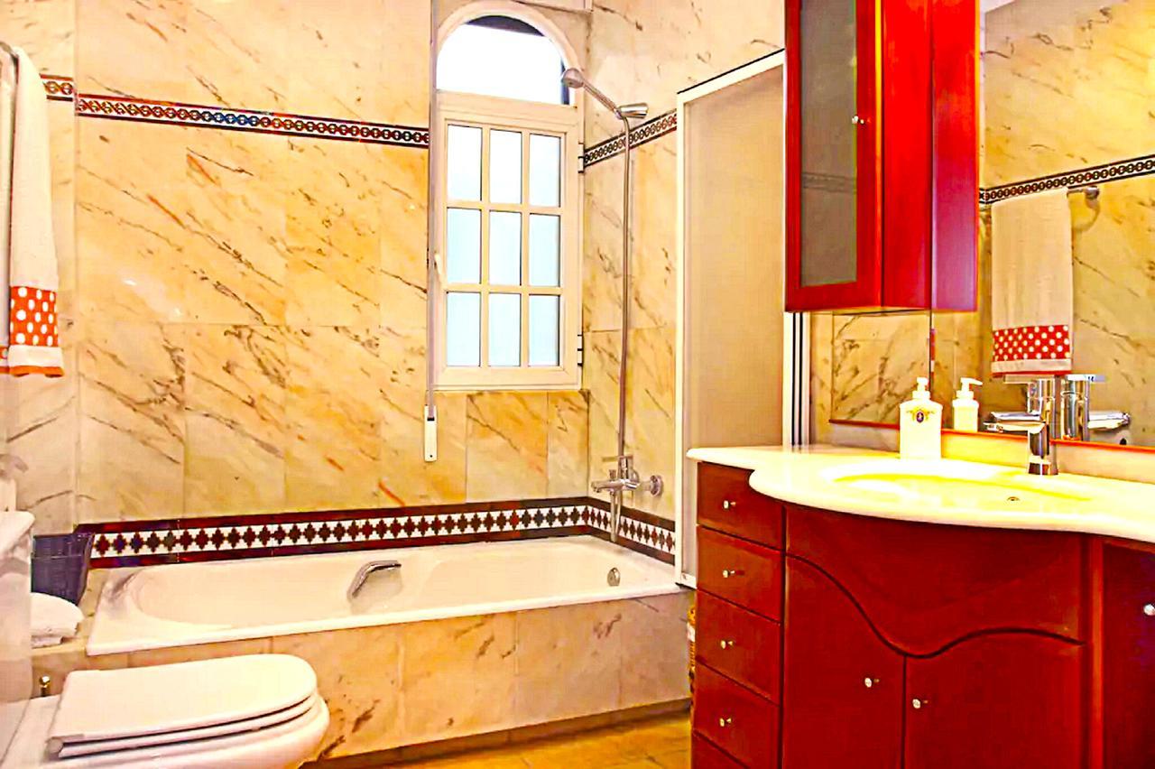Eduardo Lucena 5, Mezquita Appartement Córdoba Buitenkant foto