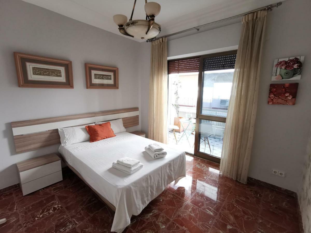 Eduardo Lucena 5, Mezquita Appartement Córdoba Buitenkant foto